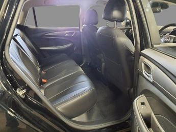 MG 1100 61.1kWh Exclusive Long Range Estate 5dr Electric Auto (156 ps)