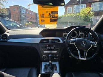 MERCEDES-BENZ C-CLASS 2.1 C220 CDI BlueEfficiency AMG Sport Saloon 4dr Diesel G-Tronic