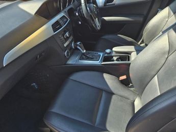 MERCEDES-BENZ C-CLASS 2.1 C220 CDI BlueEfficiency AMG Sport Saloon 4dr Diesel G-Tronic