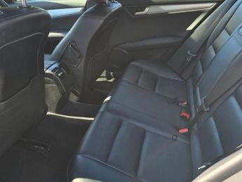 MERCEDES-BENZ C-CLASS 2.1 C220 CDI BlueEfficiency AMG Sport Saloon 4dr Diesel G-Tronic