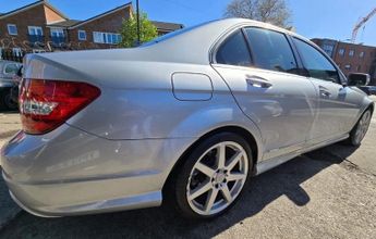 MERCEDES-BENZ C-CLASS 2.1 C220 CDI BlueEfficiency AMG Sport Saloon 4dr Diesel G-Tronic
