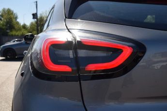 FORD PUMA 1.0T EcoBoost MHEV Titanium SUV 5dr Petrol Hybrid DCT Euro 6 (s/