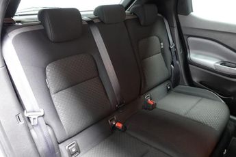 NISSAN JUKE 1.0 DIG-T N-Connecta SUV 5dr Petrol DCT Auto Euro 6 (s/s) (117 p