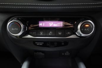 NISSAN JUKE 1.0 DIG-T N-Connecta SUV 5dr Petrol DCT Auto Euro 6 (s/s) (117 p