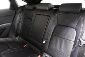 JAGUAR E-PACE 1.5 P300e 12.17kWh R-Dynamic SE SUV 5dr Petrol Plug-in Hybrid Au