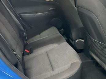 HYUNDAI KONA 64kWh Premium SUV 5dr Electric Auto (10.5kW Charger) (204 ps)