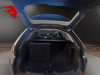 LAND ROVER DISCOVERY SPORT 2.0 TD4 HSE Black SUV 5dr Diesel Auto 4WD Euro 6 (s/s) (180 ps)