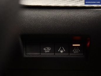 PEUGEOT E-208 50kWh GT Premium Hatchback 5dr Electric Auto (136 ps)