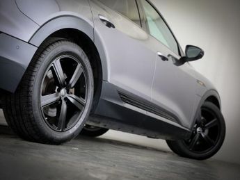 AUDI E-TRON 50 Technik SUV 5dr Electric Auto quattro 71.2kWh (11kW Charger) 