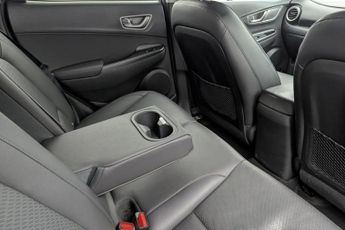 HYUNDAI KONA 64kWh Premium SE SUV 5dr Electric Auto (7kW Charger) (204 ps)
