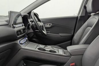 HYUNDAI KONA 64kWh Premium SE SUV 5dr Electric Auto (7kW Charger) (204 ps)