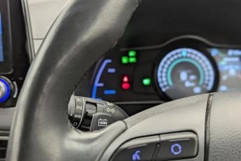 HYUNDAI KONA 64kWh Premium SE SUV 5dr Electric Auto (7kW Charger) (204 ps)