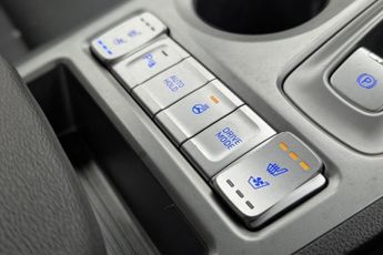 HYUNDAI KONA 64kWh Premium SE SUV 5dr Electric Auto (7kW Charger) (204 ps)