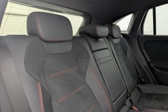 MERCEDES-BENZ EQA EQA 250 66.5kWh AMG Line SUV 5dr Electric Auto (190 ps)