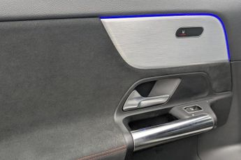 MERCEDES-BENZ EQA EQA 250 66.5kWh AMG Line SUV 5dr Electric Auto (190 ps)