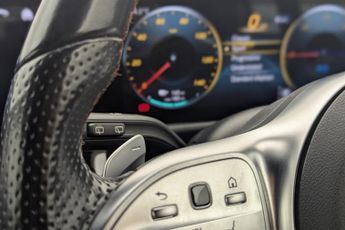 MERCEDES-BENZ EQA EQA 250 66.5kWh AMG Line SUV 5dr Electric Auto (190 ps)