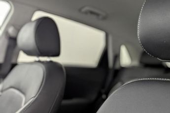 KIA NIRO 64kWh 3 SUV 5dr Electric Auto (201 bhp)