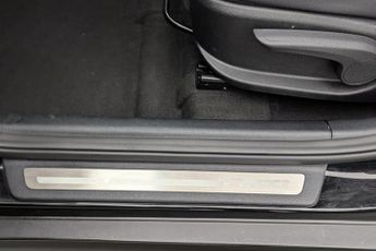 KIA NIRO 64kWh 3 SUV 5dr Electric Auto (201 bhp)
