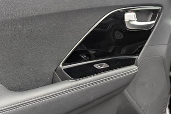 KIA NIRO 64kWh 3 SUV 5dr Electric Auto (201 bhp)