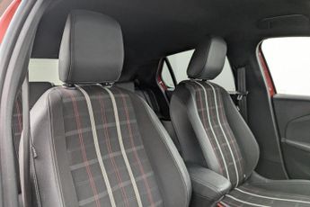 VAUXHALL Corsa Electric 50kWh Anniversary Edition Hatchback 5dr Electric Auto (136 ps)