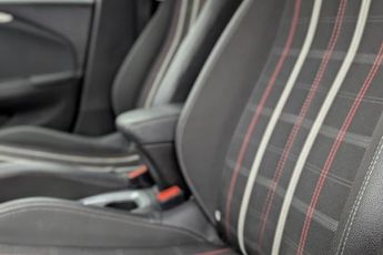 VAUXHALL Corsa Electric 50kWh Anniversary Edition Hatchback 5dr Electric Auto (136 ps)