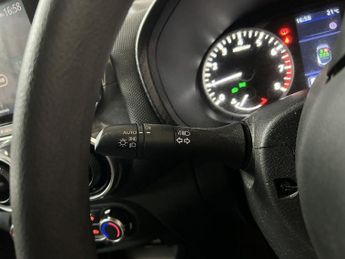 NISSAN JUKE 1.0 DIG-T Acenta SUV 5dr Petrol DCT Auto Euro 6 (s/s) (114 ps)