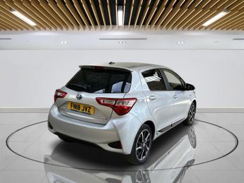 TOYOTA YARIS 1.5 VVT-h Design Hatchback 5dr Petrol Hybrid E-CVT Euro 6 (s/s) 