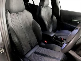 PEUGEOT E-2008 50kWh GT SUV 5dr Electric Auto (7kW Charger) (136 ps)