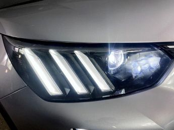 PEUGEOT E-2008 50kWh GT SUV 5dr Electric Auto (7kW Charger) (136 ps)