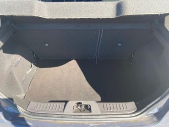 FORD FIESTA 1.5 TDCi Zetec Hatchback 5dr Diesel Manual Euro 5 (75 ps)