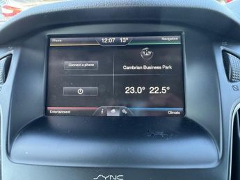 FORD FOCUS 1.0T EcoBoost Titanium Hatchback 5dr Petrol Manual Euro 6 (s/s) 