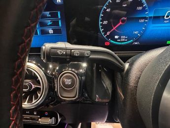 MERCEDES-BENZ EQA EQA 250 66.5kWh AMG Line SUV 5dr Electric Auto (190 ps)