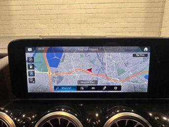 MERCEDES-BENZ EQA EQA 250 66.5kWh AMG Line SUV 5dr Electric Auto (190 ps)