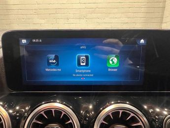 MERCEDES-BENZ EQA EQA 250 66.5kWh AMG Line SUV 5dr Electric Auto (190 ps)