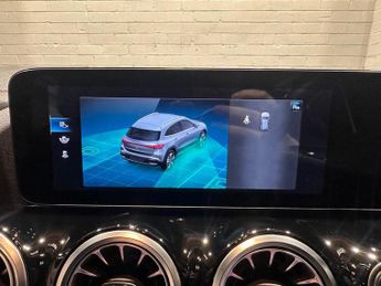 MERCEDES-BENZ EQA EQA 250 66.5kWh AMG Line SUV 5dr Electric Auto (190 ps)