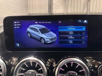 MERCEDES-BENZ EQA EQA 250 66.5kWh AMG Line SUV 5dr Electric Auto (190 ps)