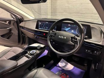KIA EV6 77.4kWh Air Hatchback 5dr Electric Auto (225 bhp)