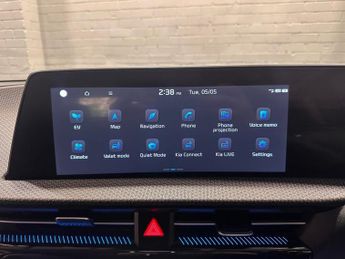 KIA EV6 77.4kWh Air Hatchback 5dr Electric Auto (225 bhp)