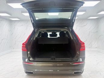 VOLVO XC60 2.0h T6 Recharge 11.6kWh Inscription Expression SUV 5dr Petrol P