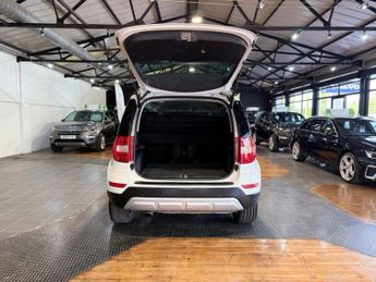 SKODA YETI 1.2 TSI SE Outdoor 5dr Petrol DSG Euro 5 (105 ps)