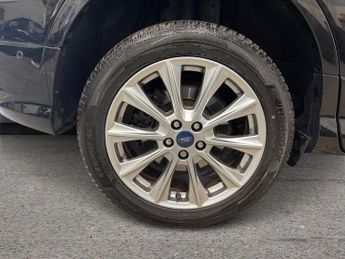 FORD KUGA 1.5T EcoBoost Vignale SUV 5dr Petrol Auto AWD Euro 6 (s/s) (176 