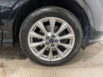 FORD KUGA 1.5T EcoBoost Vignale SUV 5dr Petrol Auto AWD Euro 6 (s/s) (176 