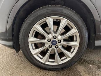FORD KUGA 1.5T EcoBoost Vignale SUV 5dr Petrol Auto AWD Euro 6 (s/s) (176 