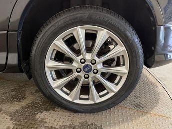 FORD KUGA 1.5T EcoBoost Vignale SUV 5dr Petrol Auto AWD Euro 6 (s/s) (176 