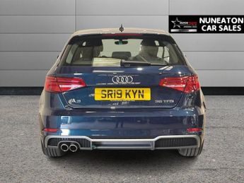 AUDI A3 1.5 TFSI CoD 35 S line Sportback 5dr Petrol S Tronic Euro 6 (s/s