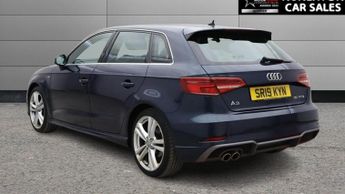 AUDI A3 1.5 TFSI CoD 35 S line Sportback 5dr Petrol S Tronic Euro 6 (s/s