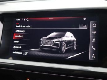 AUDI Q4 E-TRON 40 S line SUV 5dr Electric Auto 82kWh (204 ps)