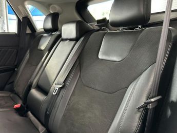 FORD EDGE 2.0 TDCi Sport SUV 5dr Diesel Powershift AWD Euro 6 (s/s) (210 p