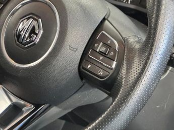 MG MG5 61.1kWh Excite Long Range Estate 5dr Electric Auto (156 ps)