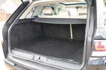 LAND ROVER RANGE ROVER SPORT 3.0 SD V6 HSE SUV 5dr Diesel Auto 4WD Euro 5 | PANORAMIC ROOF | 